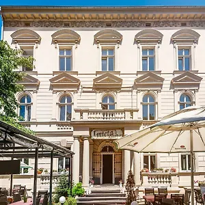 Garden Palace Aparthotel